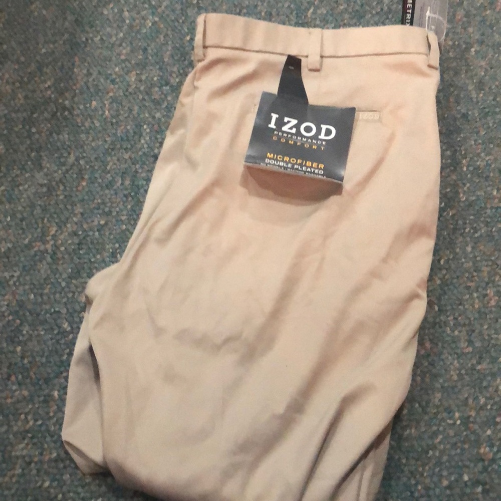 Men’s Izod pants